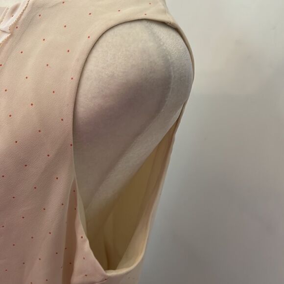 Loft cream pink polka dot ruffle sleeveless blouse Size M - Picture 4 of 10